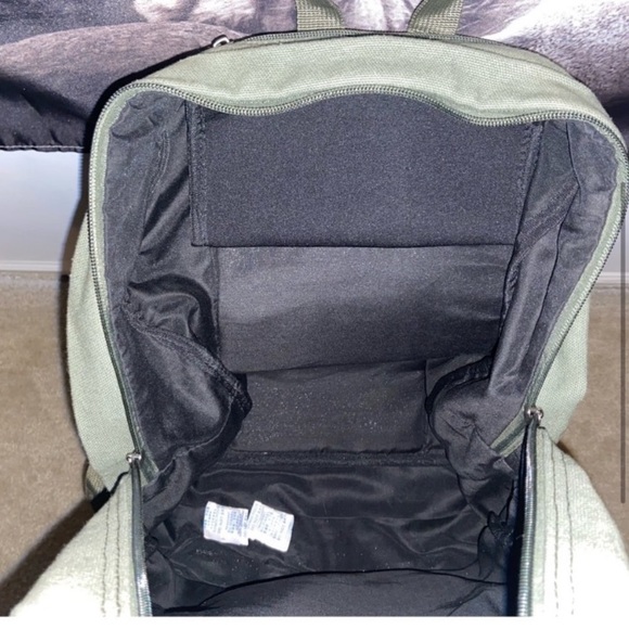 NWOT Imported Bob Marley Backpack with Pins (Unisex) -Canvas Khaki Green Color - Picture 4 of 7